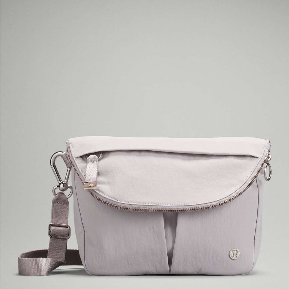 Lululemon All Night Festival Bag